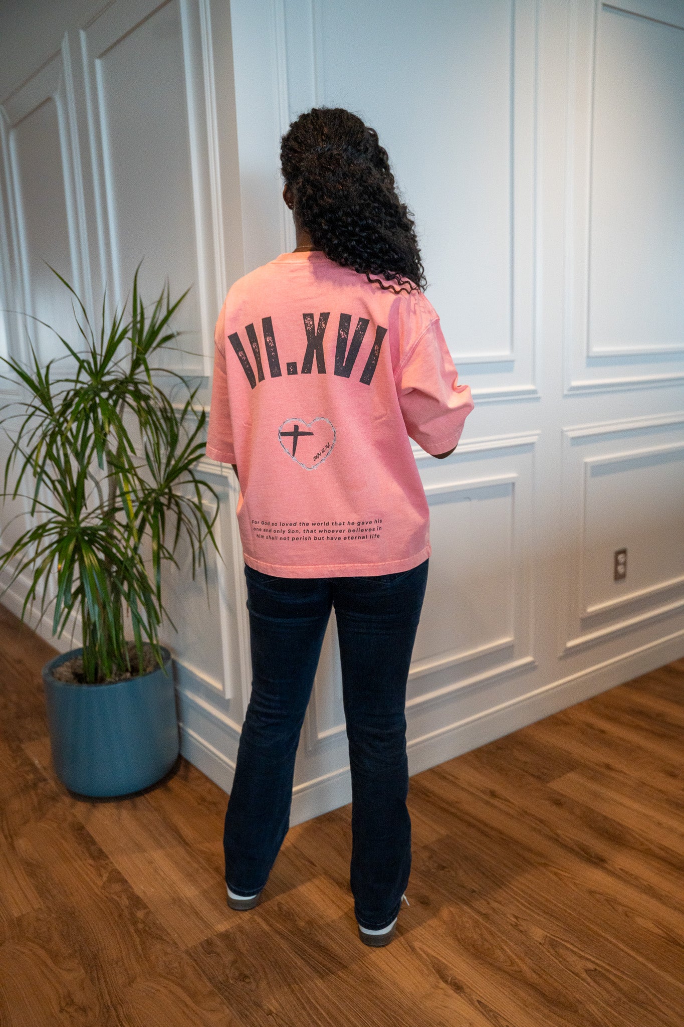 "JOHN 3:16" PINK WASH BOXY COTTON T-SHIRT